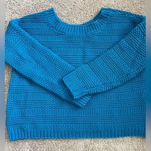 Ann Taylor loft women’s size M knitted blue sweater